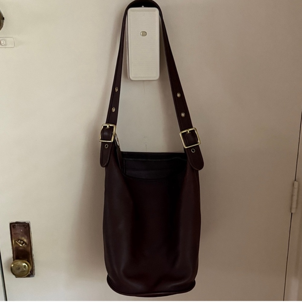 Vintage Coach Dark Brown Leather Bucket Bag - Large, almost like new